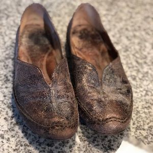 Gentle Souls Brown Gold Loafers Size 9.5
